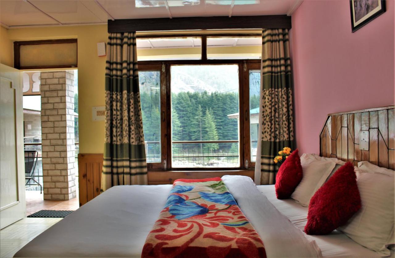 Hotel New Royal Manāli Kültér fotó
