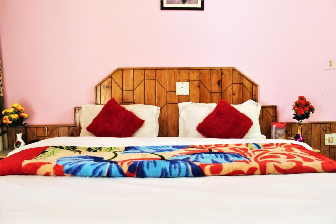 Hotel New Royal Manāli Kültér fotó