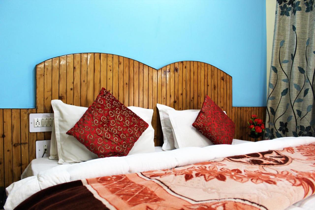Hotel New Royal Manāli Kültér fotó