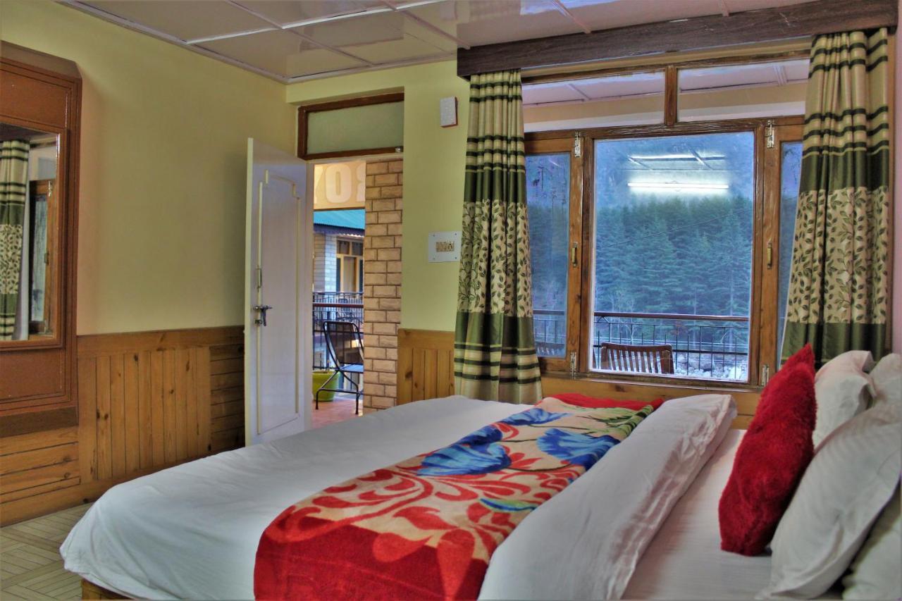 Hotel New Royal Manāli Kültér fotó
