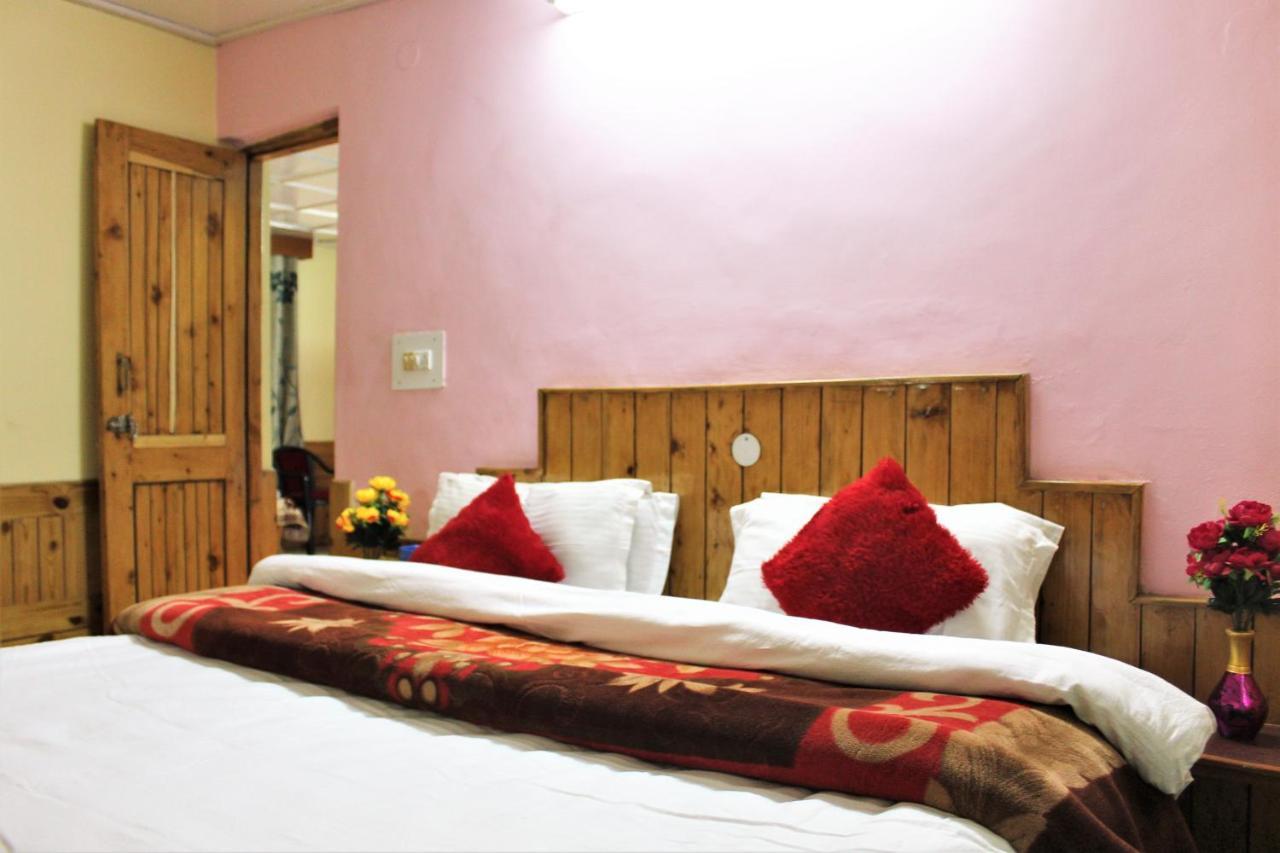 Hotel New Royal Manāli Kültér fotó