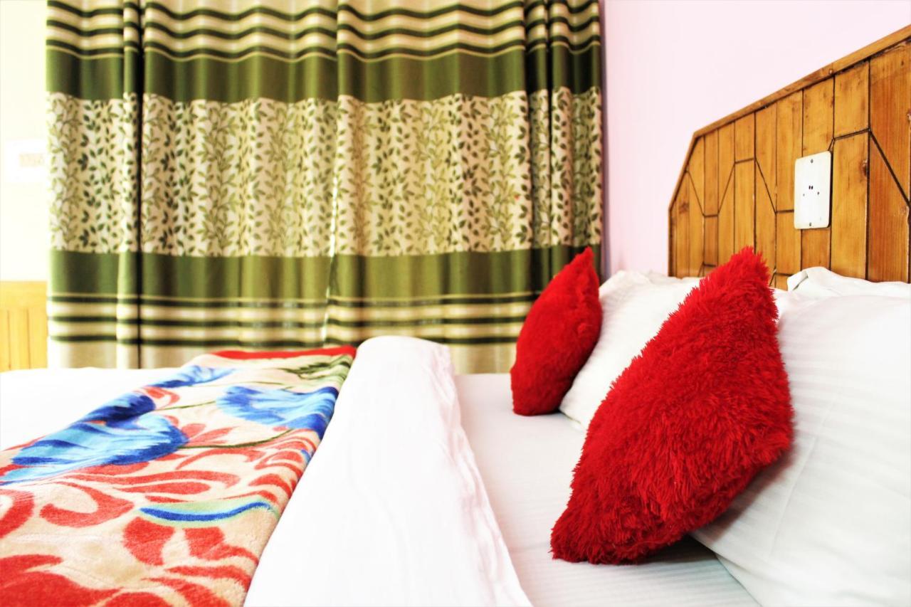 Hotel New Royal Manāli Kültér fotó