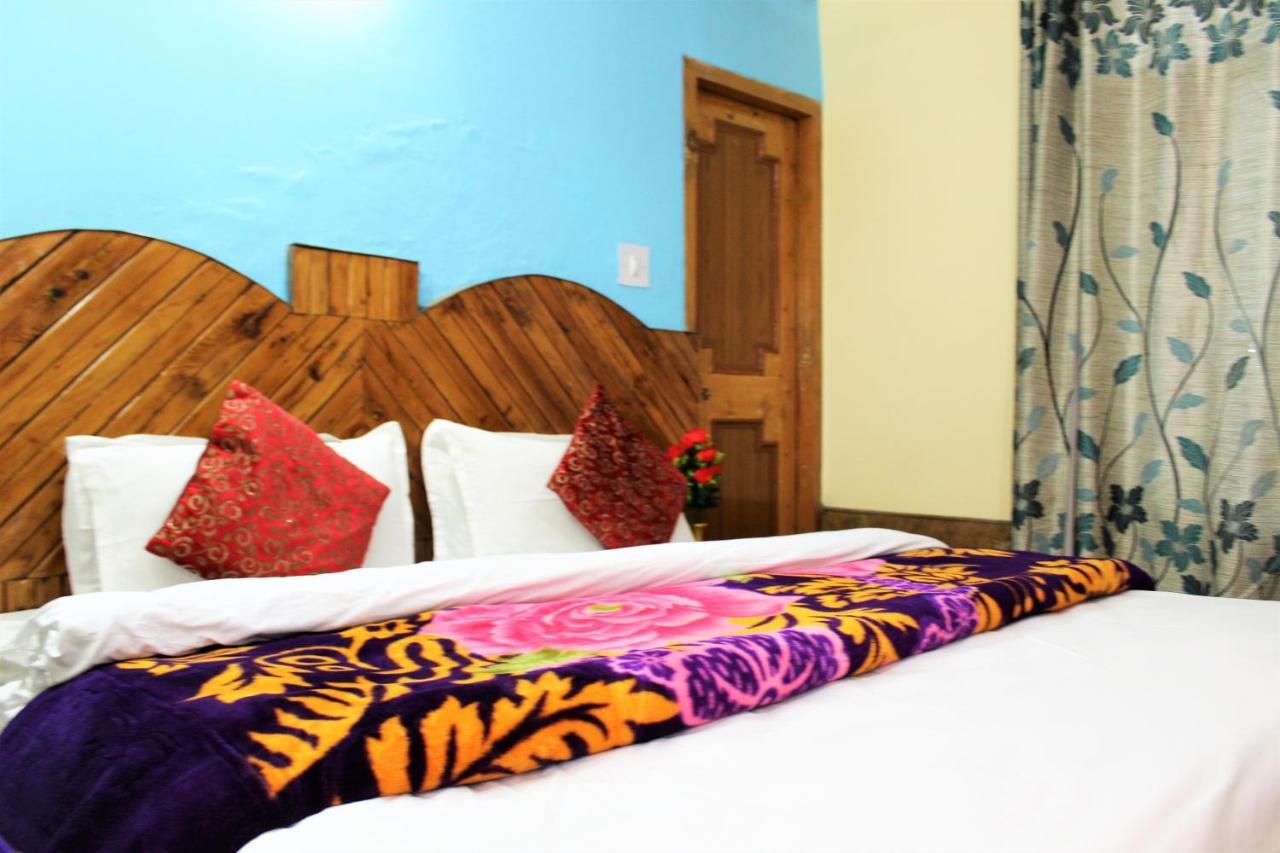 Hotel New Royal Manāli Kültér fotó